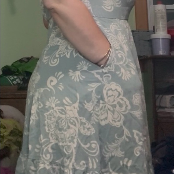 Torrid Blue and Cream Floral Maxi Dress - Picture 2 of 4